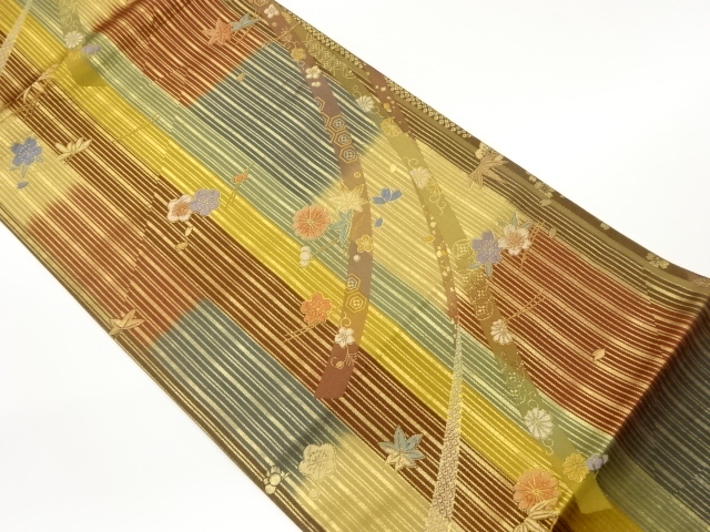 鬘帯に花々・吹き寄せ・縞模様織出し袋帯